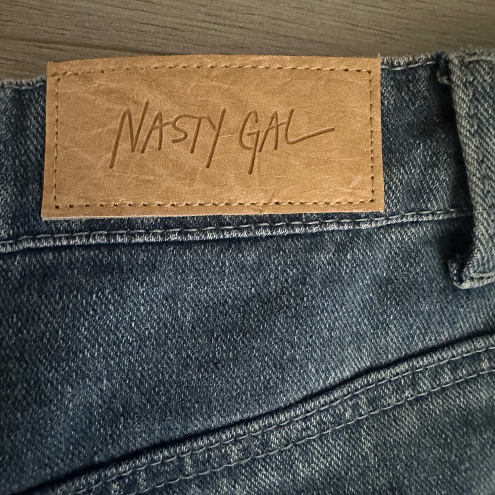 NWT Nasty gal Denim Star Insert Flare Jean - Picture 10 of 10